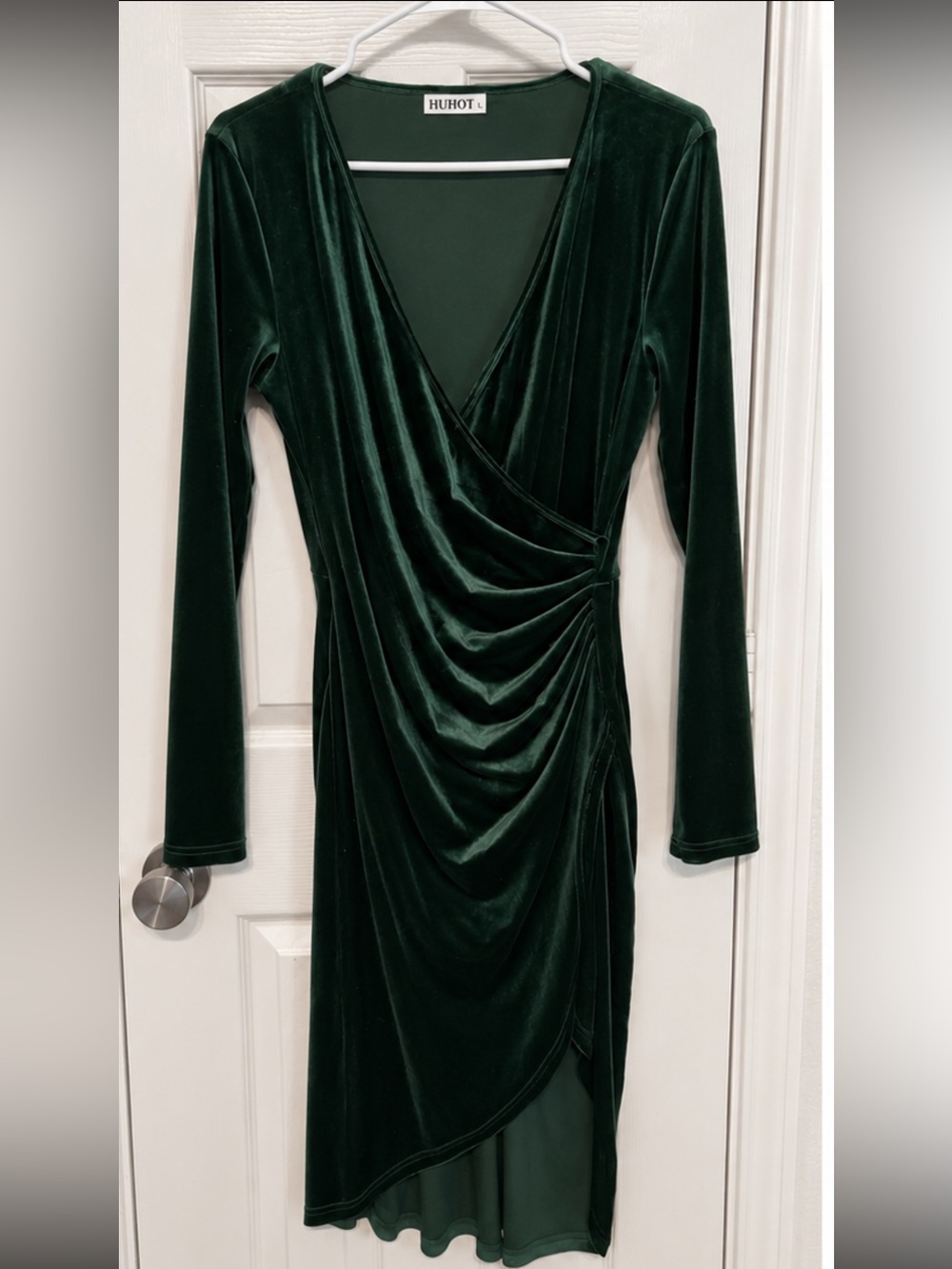 Elegant Deep Green Velvet Wrap Dress